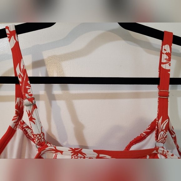 Women's Lands' End Tankini Bathing Suit, L(14) Top And M(12) Bottoms - Picture 5 of 16